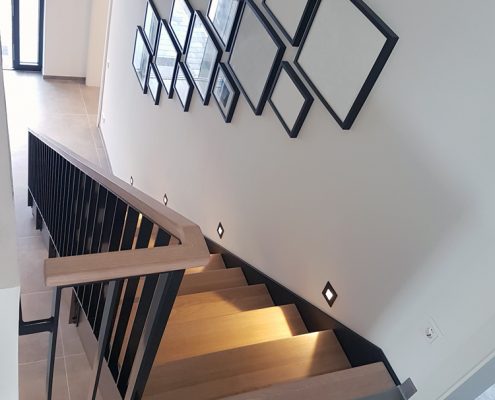 HPL-Treppe / Geländer aus Eiche